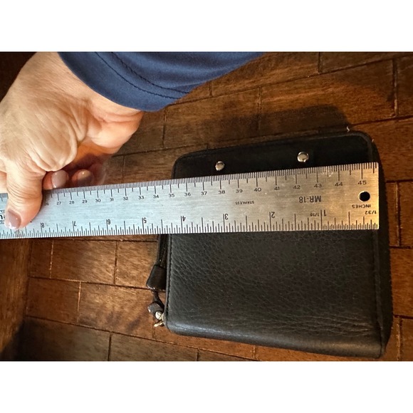 Kate Spade vintage Black Pebbled Leather Zip Arnd Tassel Wallet Polka Dot Lining - Picture 9 of 10